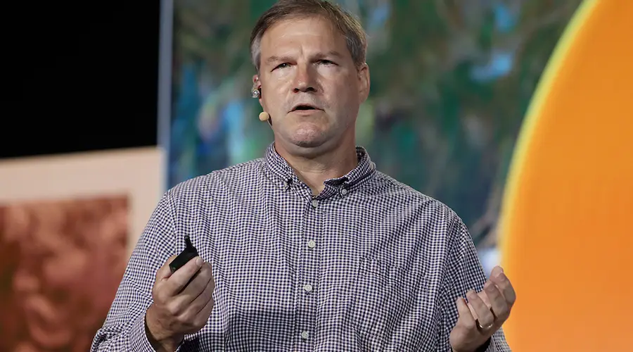 Ветеран криптографии Ник Сабо обвинил разработчиков Биткоина в халатности Ветеран криптографии Ник Сабо обвинил разработчиков Биткоина в халатности