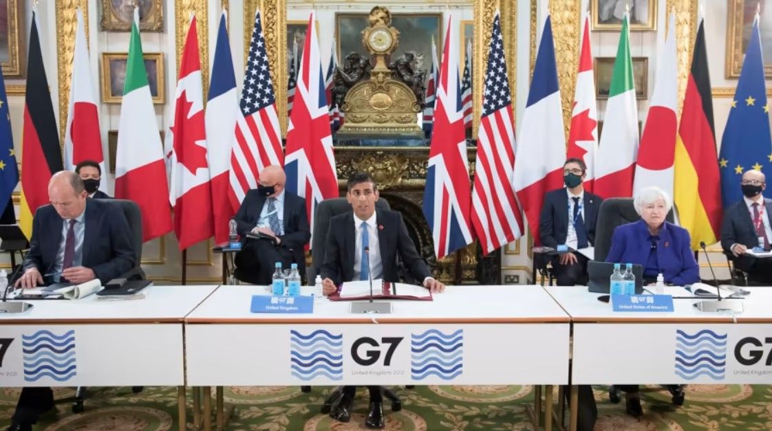 G7     
