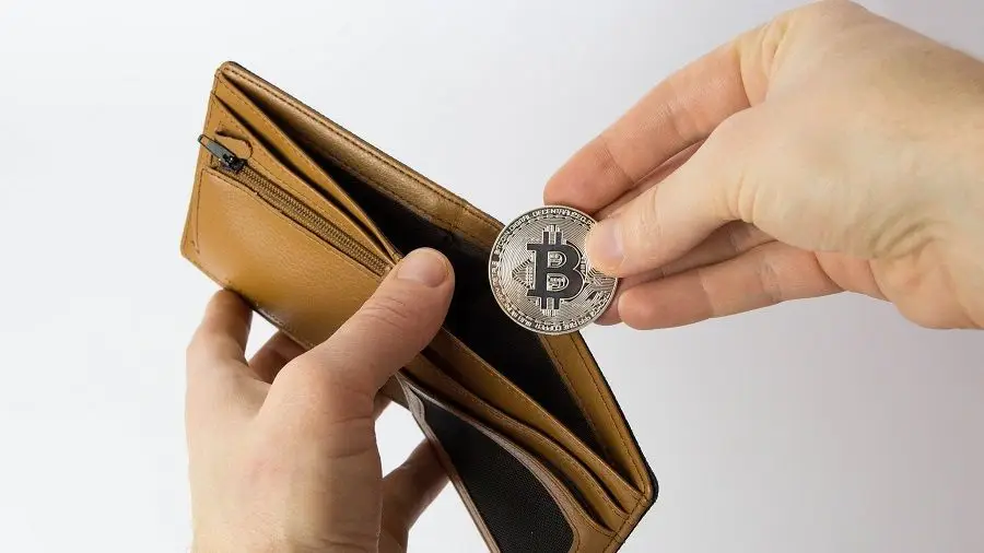 Пришли в движение 321 BTC из кошелька, неактивного более 8 лет Пришли в движение 321 BTC из кошелька, неактивного более 8 лет