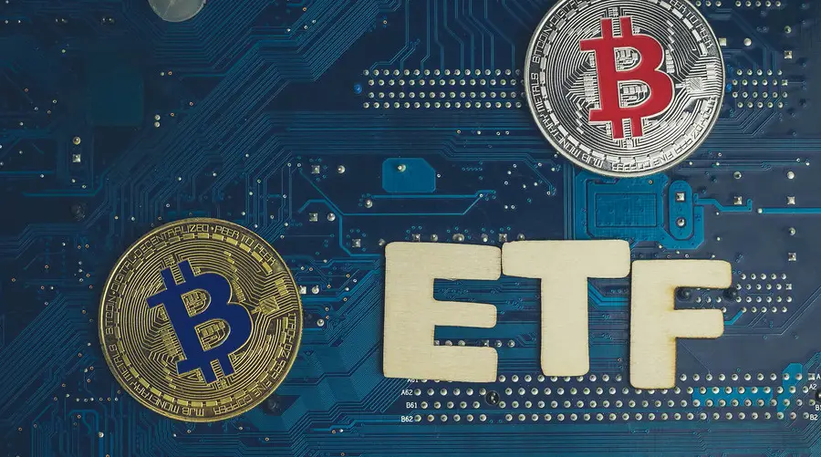 BlackRock начинает рекламировать биткоин-ETF на фасадах зданий в трех городах США