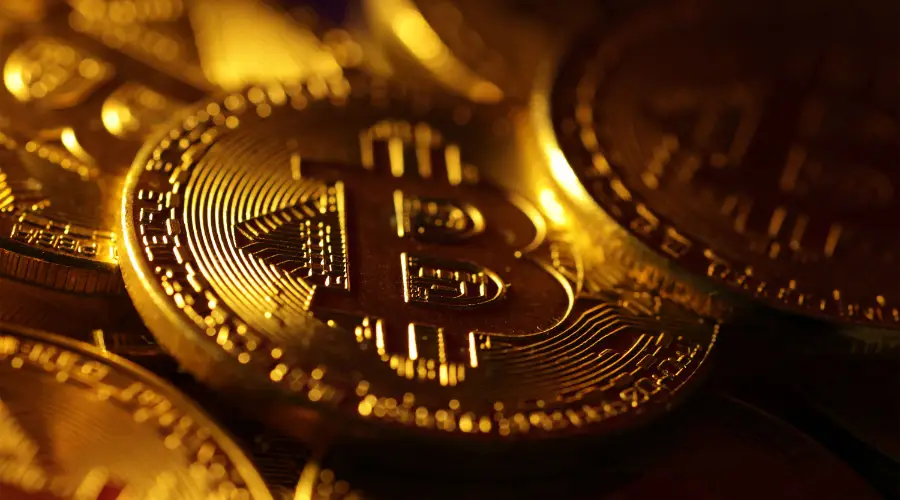 Аналитики Bloomberg: Биткоин-лихорадка может создать новый «пузырь» на рынке