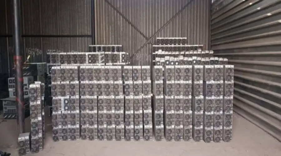 В Иркутской области на территории производственной базы обнаружена крупная майнинг-ферма