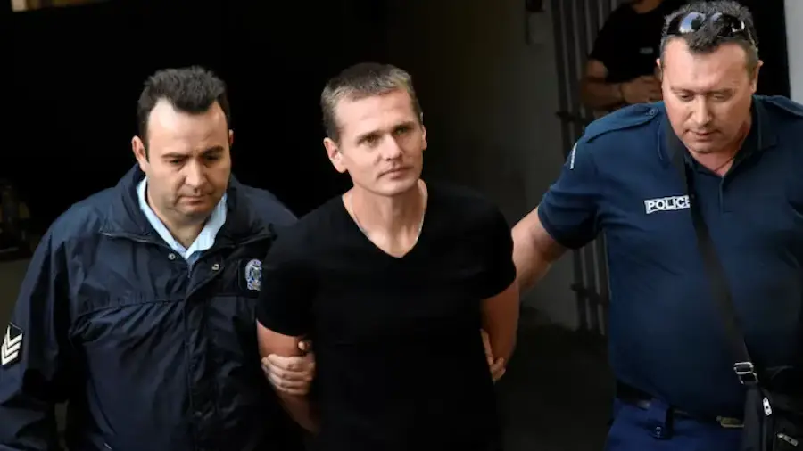 Сооснователь криптобиржи BTC-e Александр Винник вышел из тюрьмы Сооснователь криптобиржи BTC-e Александр Винник вышел из тюрьмы