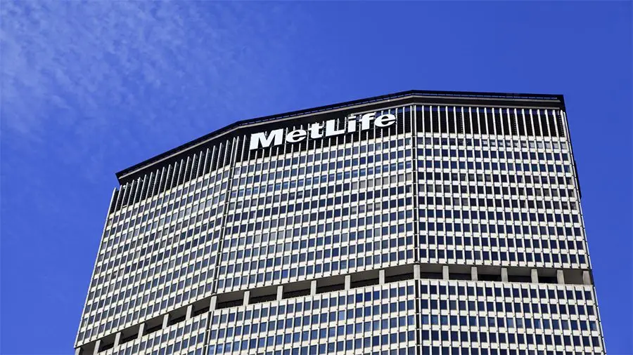 Страховой гигант MetLife тестирует страховой продукт на блокчейне