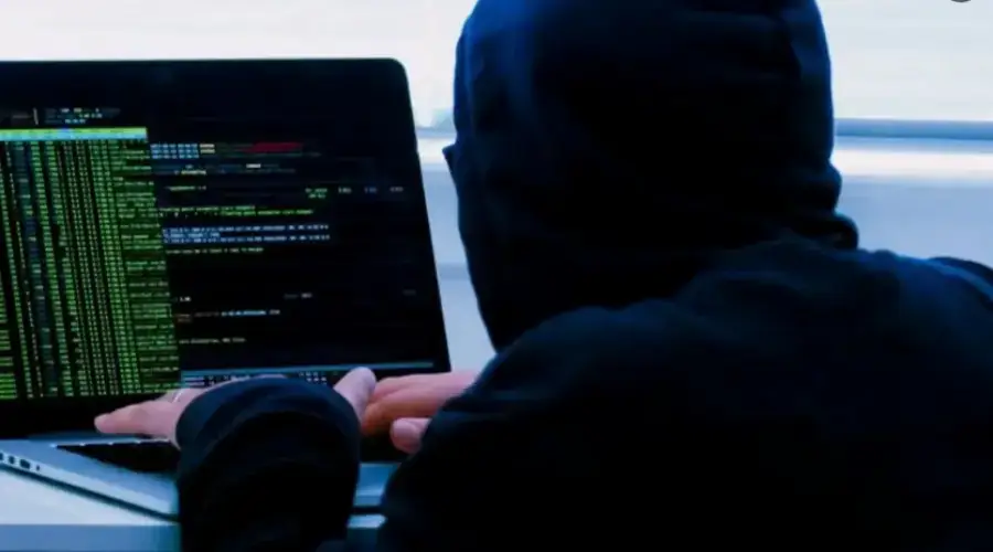 Основателя NFT-стартапа Few and Far обвинили в растрате $10 млн средств клиентов