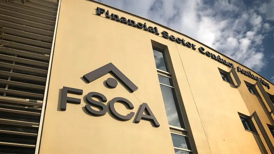 Южноафриканский регулятор обязал криптокомпании получить лицензию в течение шести месяцев Южноафриканский регулятор обязал криптокомпании получить лицензию в течение шести месяцев