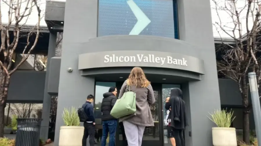 Илон Маск проявил интерес к покупке проблемного банка Silicon Valley Bank