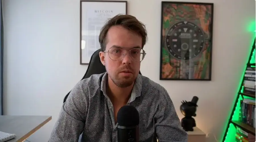 Михаэль ван де Поппе назвал три сценария движения биткоина