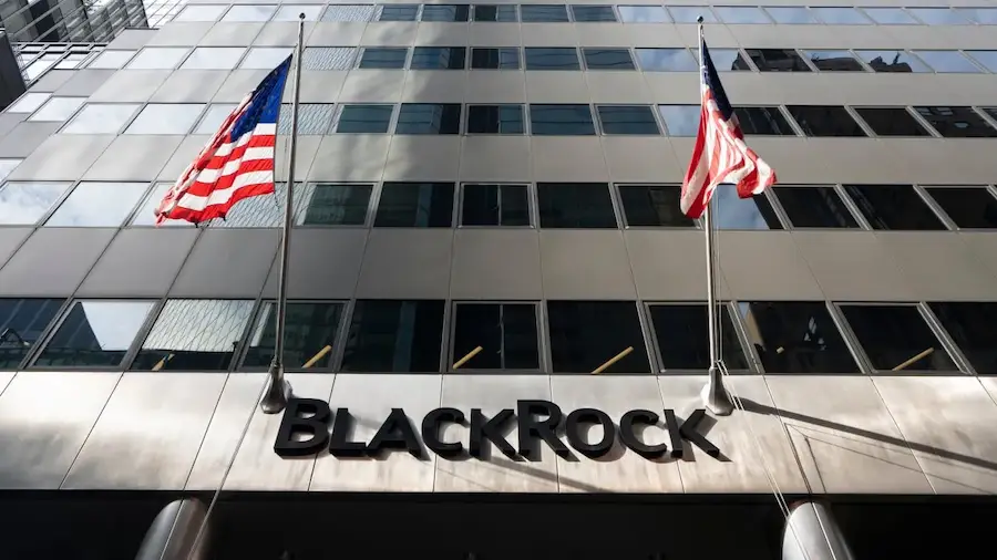 BlackRock сообщила о рекордном суточном притоке средств в биткоин-ETF BlackRock сообщила о рекордном суточном притоке средств в биткоин-ETF