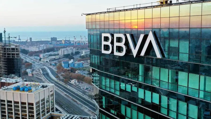 One of the largest banks in Spain BBVA advises customers to invest in cryptocurrencies