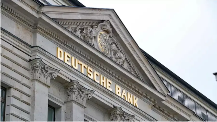 Deutsche Bank: Цена биткоина после халвинга изменится не сразу