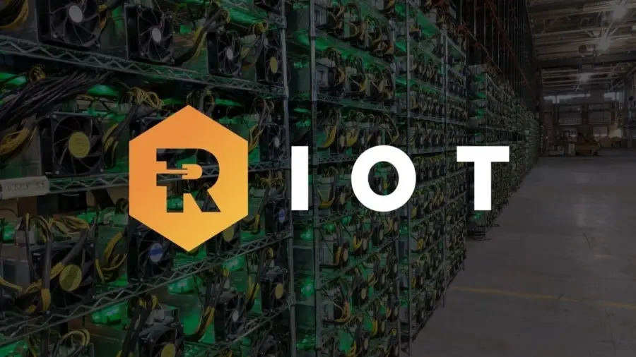 Riot Platforms впервые за 15 месяцев продала добытые биткоины