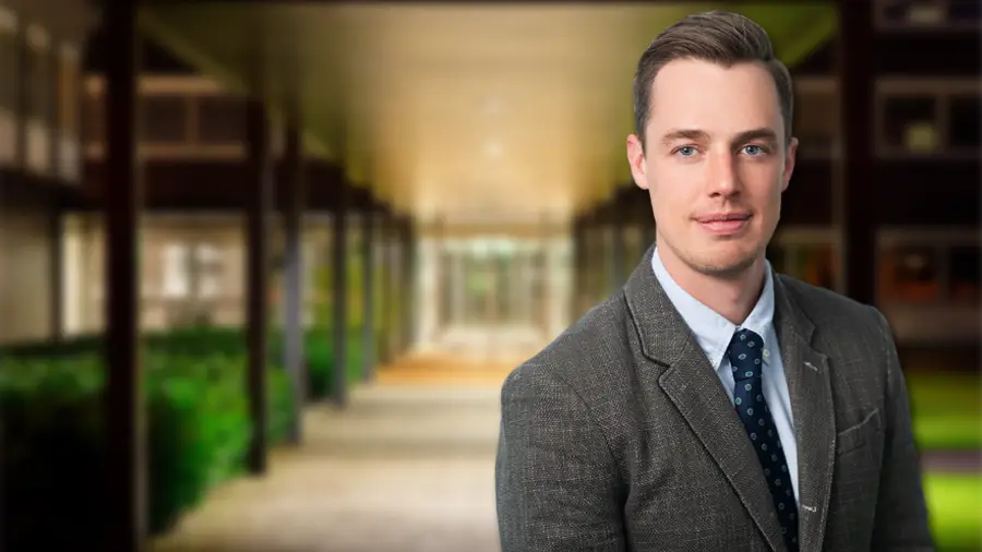 Сооснователь Roche Freedman Кайл Рош покинул компанию из-за видеокомпромата Сооснователь Roche Freedman Кайл Рош покинул компанию из-за видеокомпромата