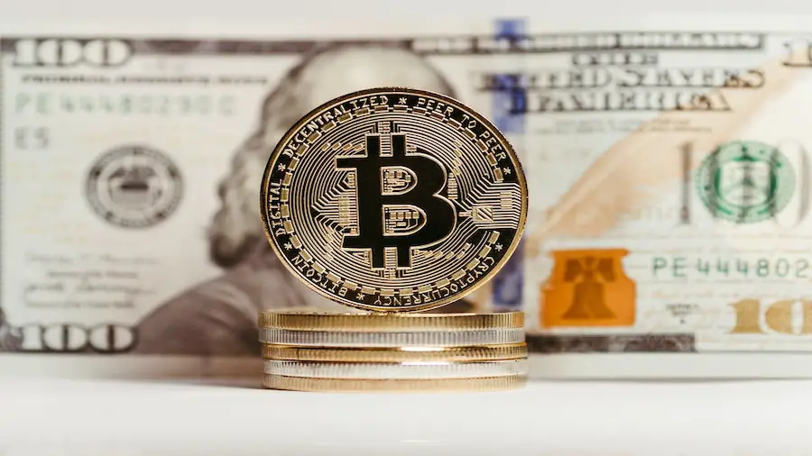 SoSoValue: Спотовые биржевые фонды на биткоин привлекли более $555 млн за сутки SoSoValue: Спотовые биржевые фонды на биткоин привлекли более $555 млн за сутки