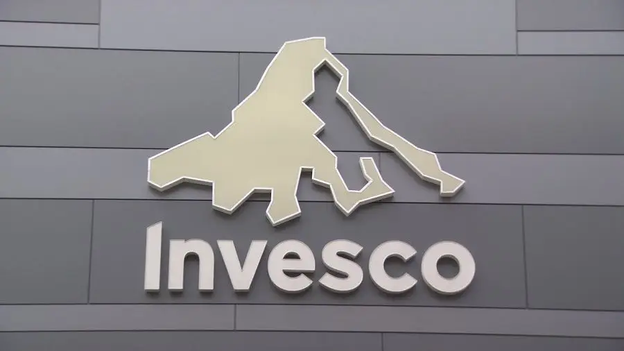 Руководство Invesco объяснило причины отказа от запуска ETF на фьючерсы биткоина