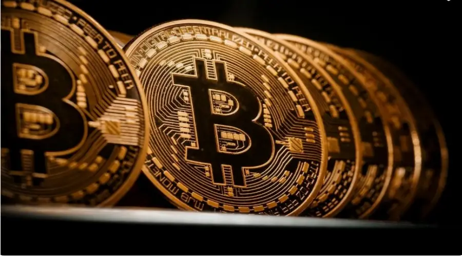 Киты набрали 114 000 BTC — новый импульс для роста?