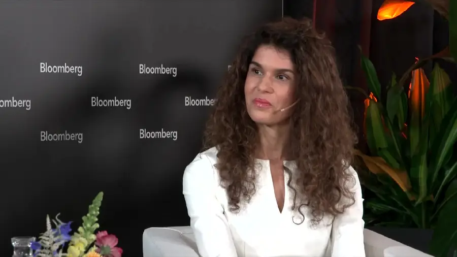 Суад Бенкредда: Немецкий DZ Bank собирается начать торговать криптоактивами Суад Бенкредда: Немецкий DZ Bank собирается начать торговать криптоактивами