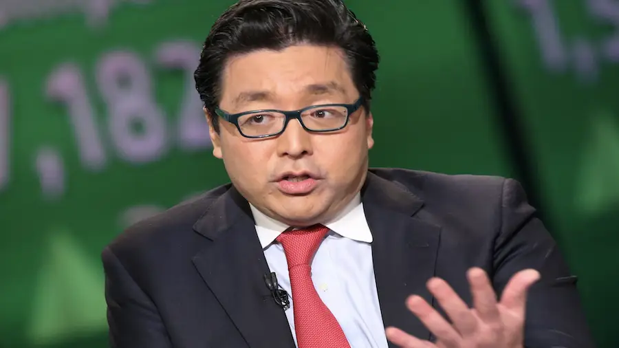 Том Ли назвал сроки достижения биткоином уровня $150 000 Том Ли назвал сроки достижения биткоином уровня $150 000