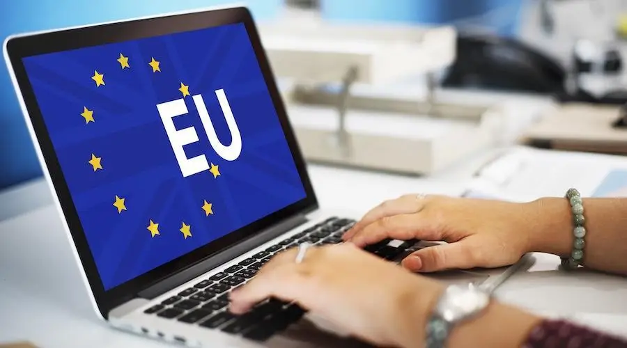 Еврокомиссия хочет заблокировать цифровой рубль