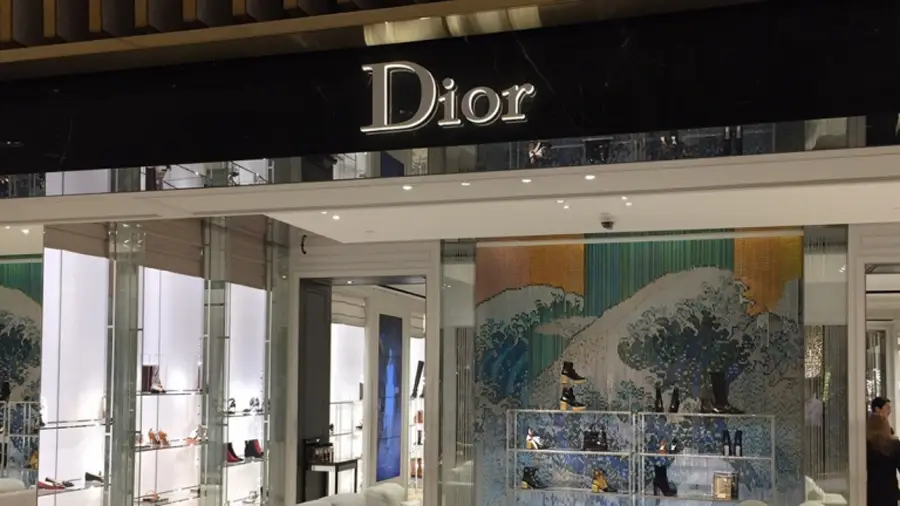 Хакеры взломали аккаунт Dior в инстаграме ради продвижения токена DIOR Хакеры взломали аккаунт Dior в инстаграме ради продвижения токена DIOR