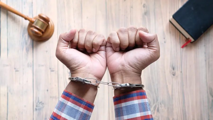 Австралиец получил два года тюрьмы за создание криптоаккаунтов с помощью чужих документов Австралиец получил два года тюрьмы за создание криптоаккаунтов с помощью чужих документов