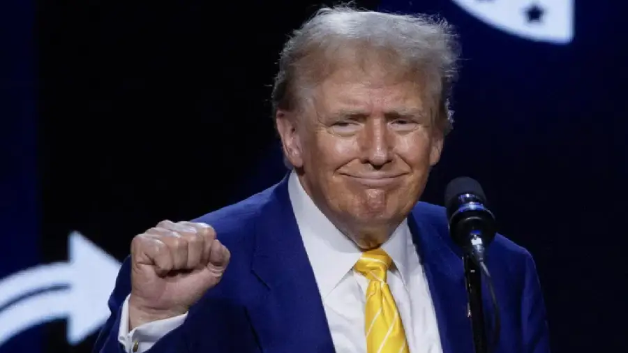 Дональд Трамп пообещал преференции майнерам в обмен на поддержку Дональд Трамп пообещал преференции майнерам в обмен на поддержку