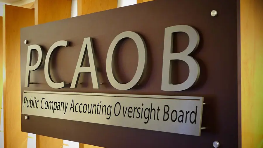 Сенаторы США призвали PCAOB ужесточить контроль за аудиторами криптокомпаний