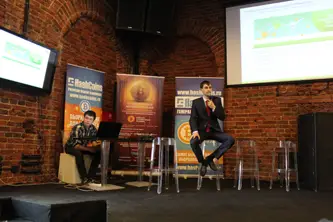 UpBit