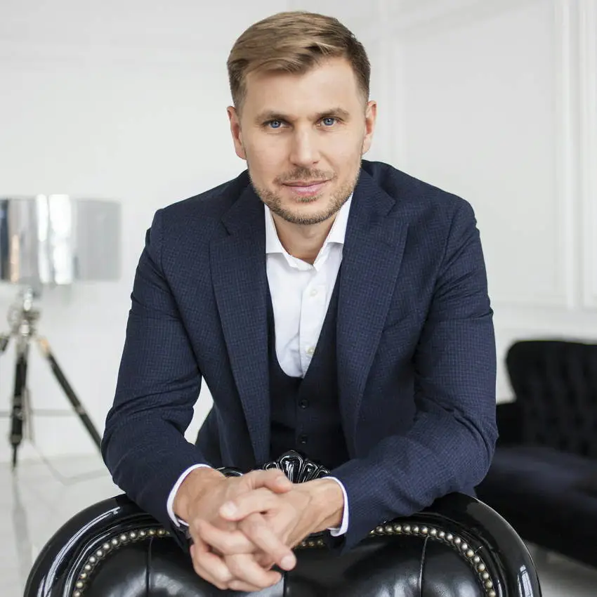 Олег Иванов