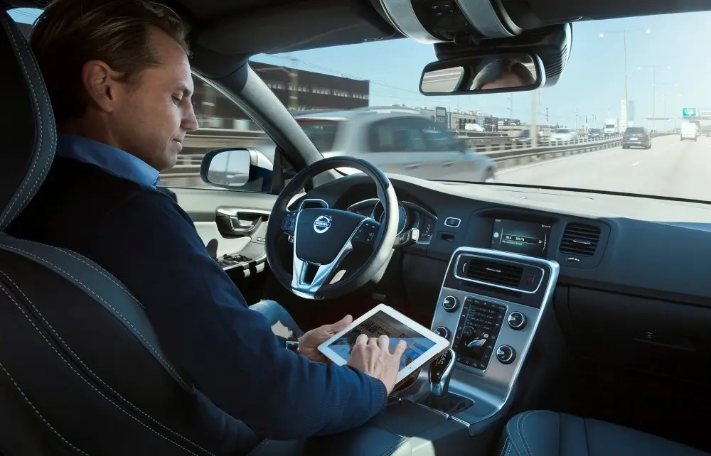 интернет автомобилей с блокчейном