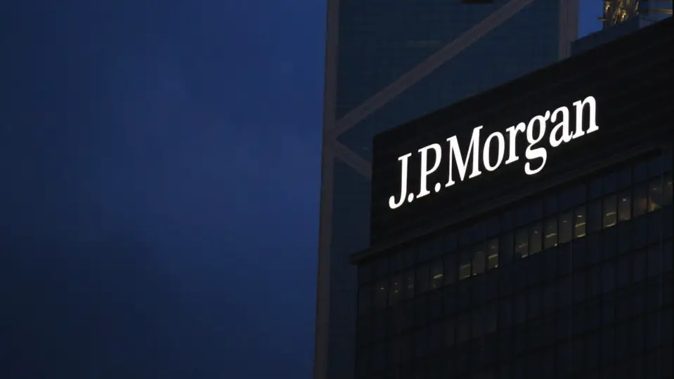 Трое руководителей JPMorgan ушли работать в криптовалютные компании Трое руководителей JPMorgan ушли работать в криптовалютные компании