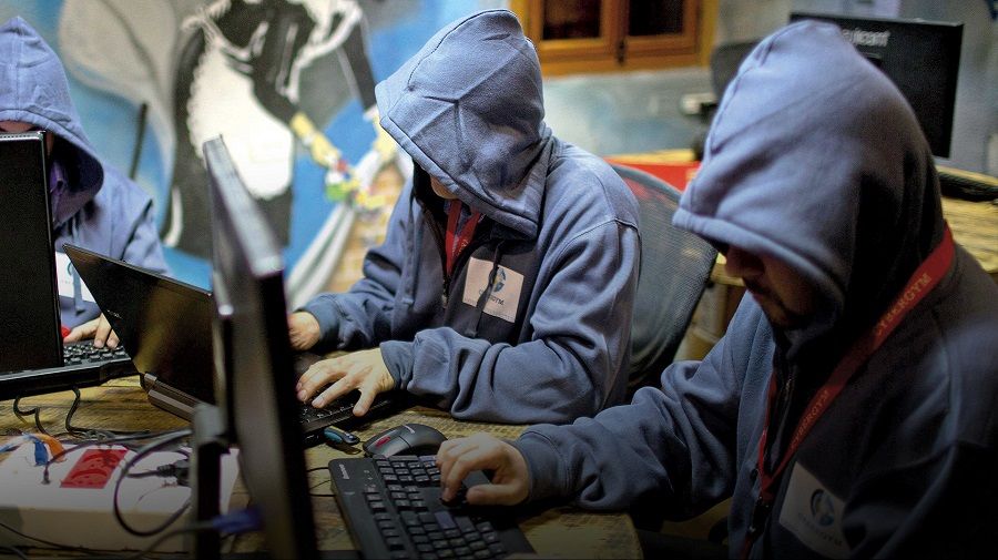 BAYC: Хакеры могут атаковать сообщества NFT через взломанные аккаунты
