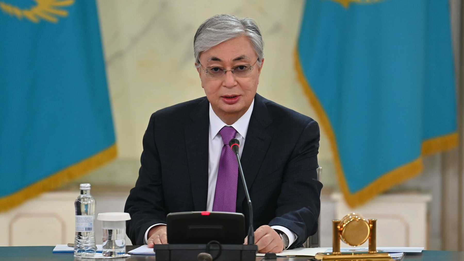 Президент Казахстана подписал закон об увеличении налогов для майнеров