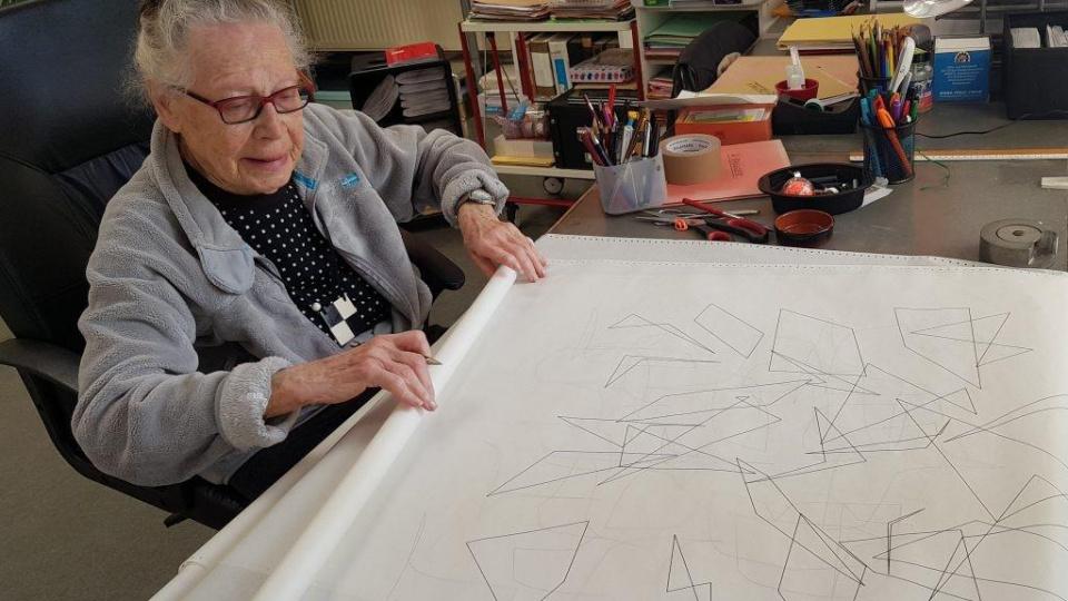 99-летняя художница продала свою коллекцию NFT за $1,2 млн