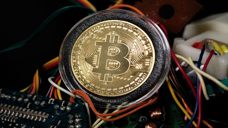 cryptoquant_na_fone_aktivnoy_rasprodazhi_kurs_bitkoina_upal_nizhe_27_000_.png