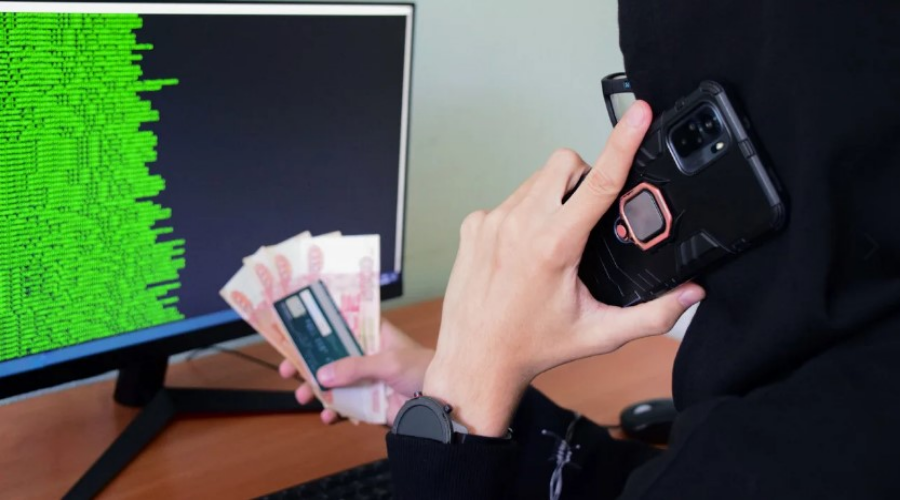 Россиянка потеряла 4,5 млн рублей после предложения заработать на криптовалюте
