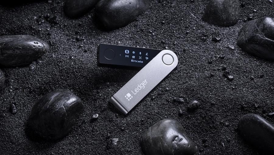 Ledger рассказала о тайно вскрывавшей аппаратные кошельки группе преступников