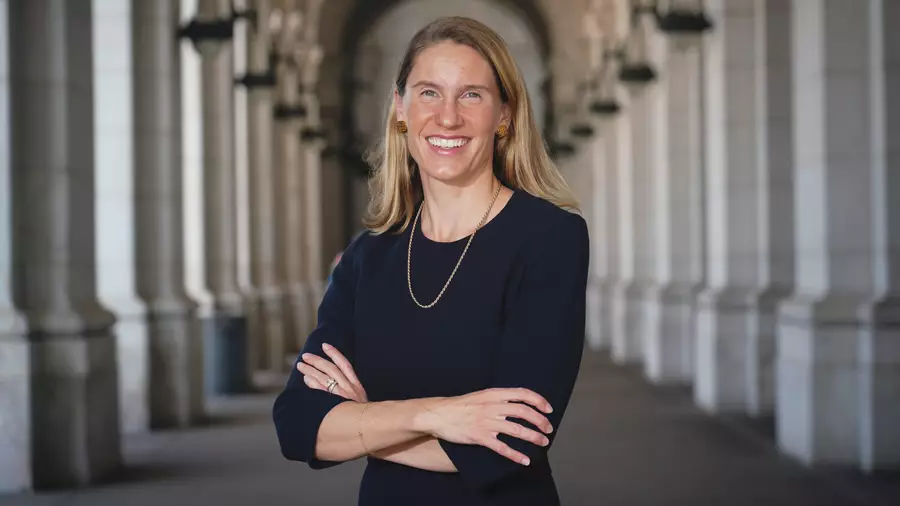 Caroline Krenshaw compared the regulation of cryptocurrencies with Trump with a jenga tower