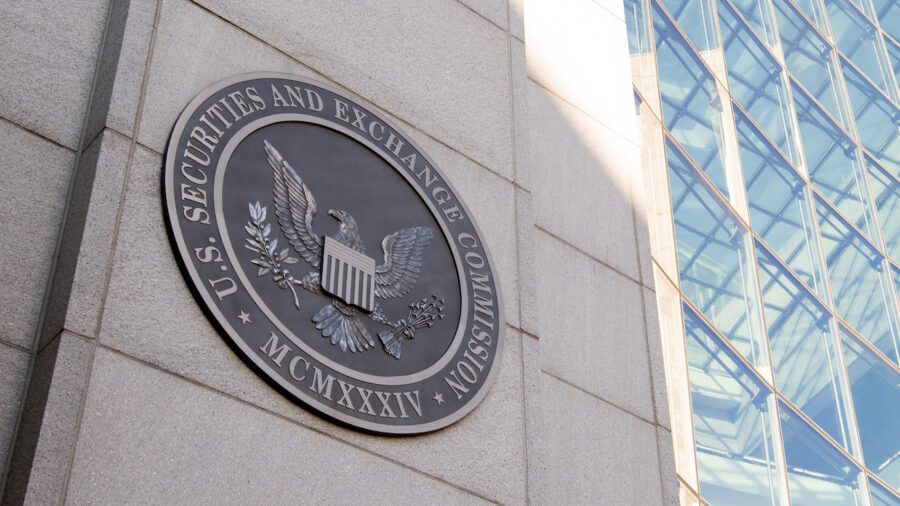 SEC начала изучать рынок NFT на предмет незаконных ICO