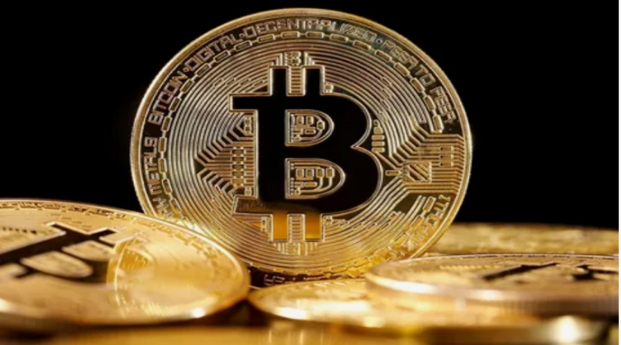 Владельцы биткоинов стали чаще выводить активы на биржи — CryptoQuant