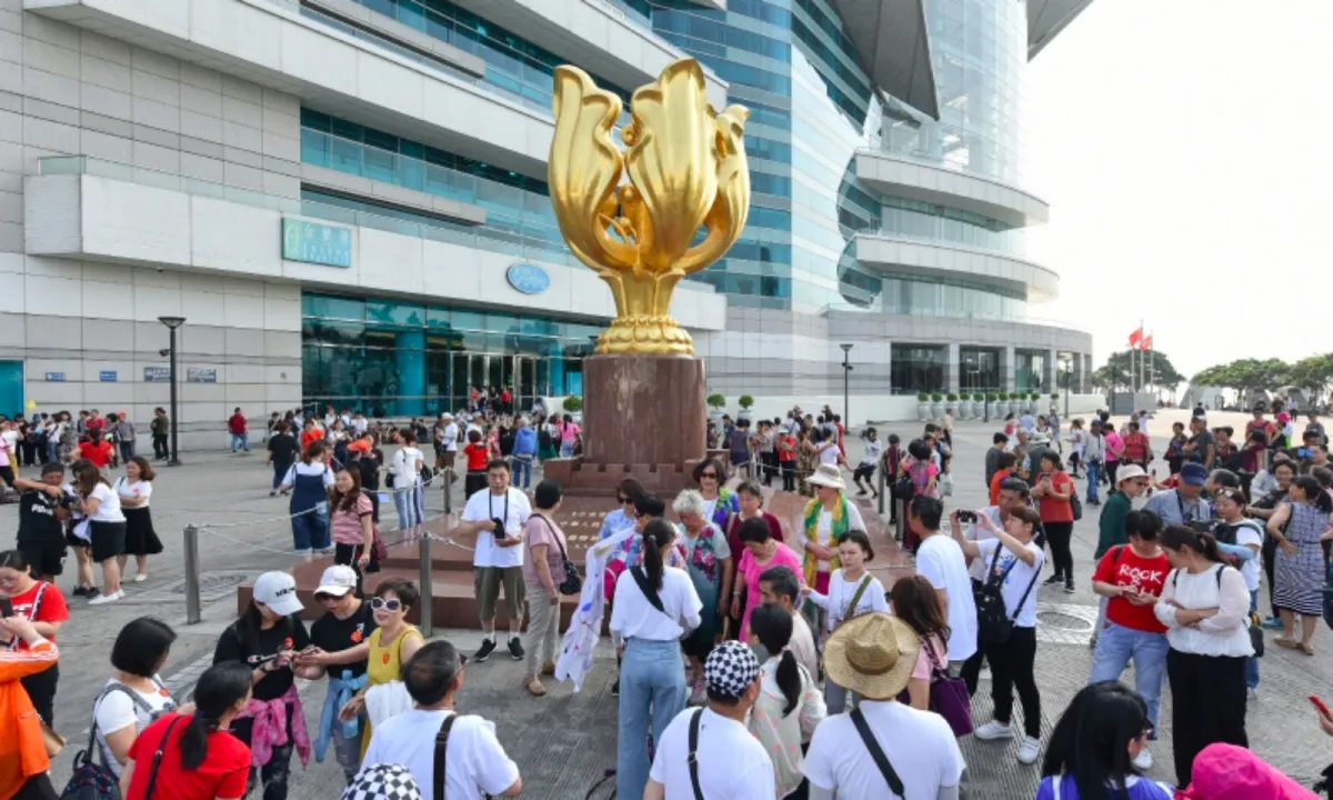 FT: Жители Китая активно скупают криптовалюту в Гонконге