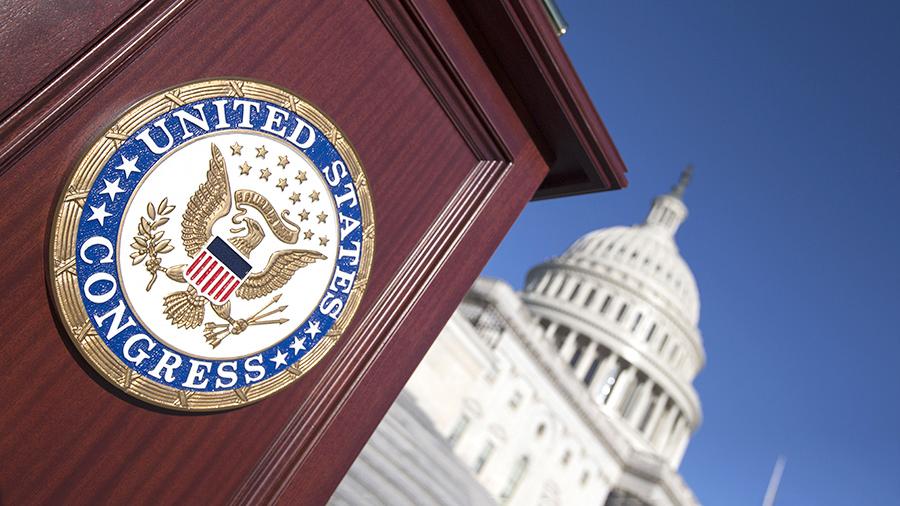 На слушаниях в Конгрессе США представлены противоположные варианты регулирования стейблкоинов