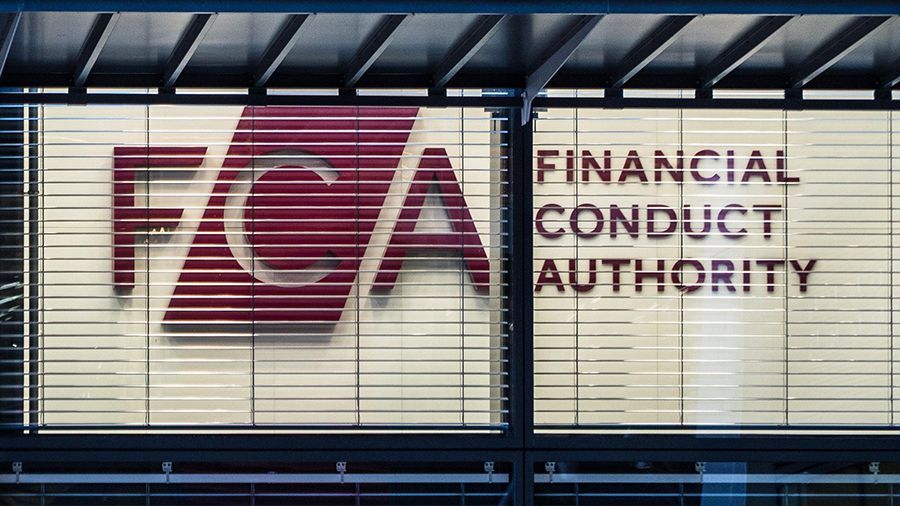 Чарльз Рэнделл: «регулирование криптоактивов FCA может создать им “ореол легитимности”»