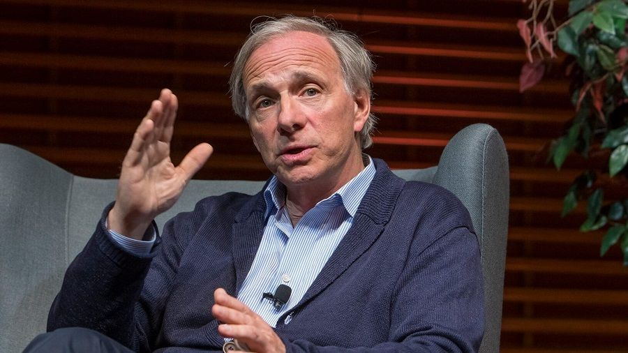 Ray Dalio advised investors to keep 15% of the portfolio in gold and bitcoin