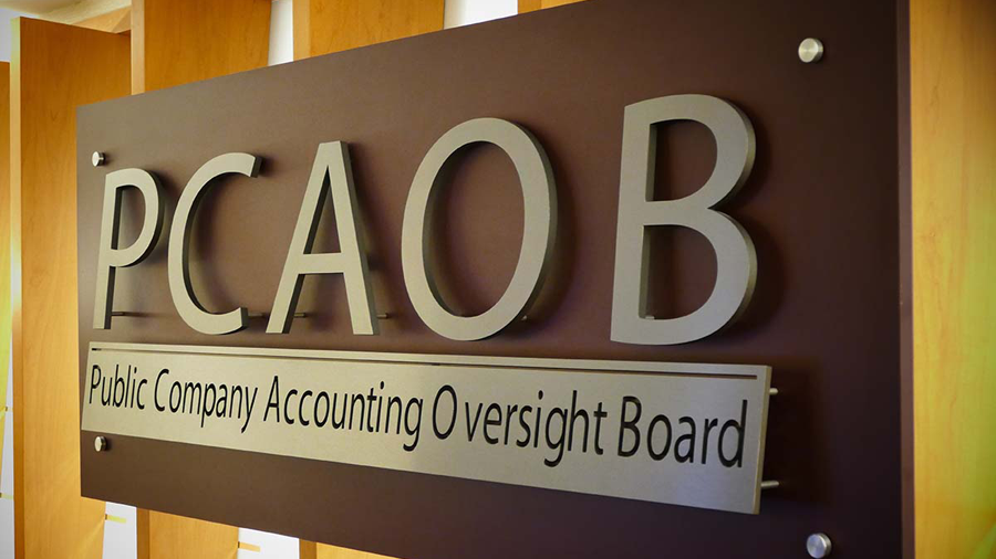 Сенаторы США призвали PCAOB ужесточить контроль за аудиторами криптокомпаний