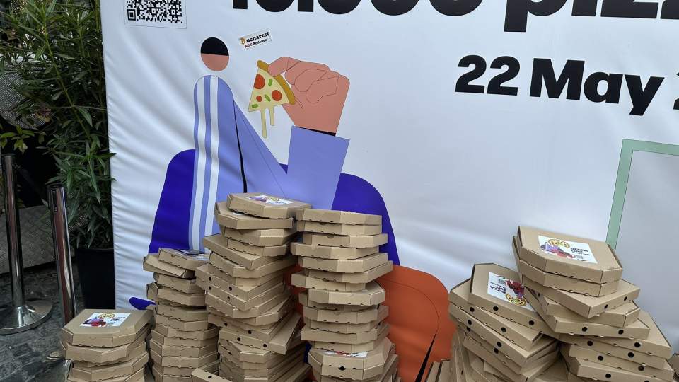 Румынский криптоэнтузиаст купил тысячи пицц за один биткоин