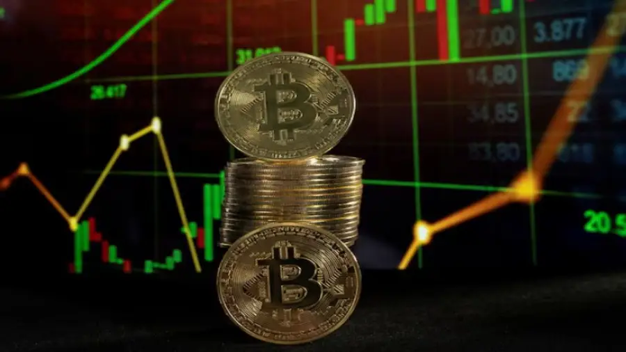 Alphraactal analysts talked about a critical mark for large Bitcoin holders