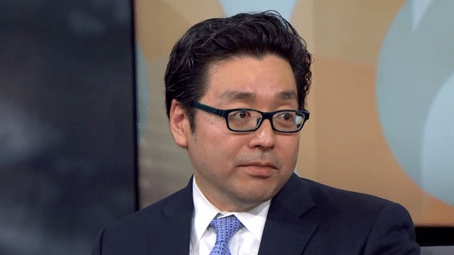 Том ли Fundstrat Global. Tom Lee. Китай НФТ.