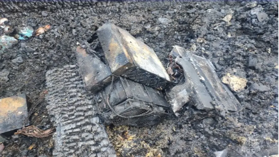 Mining caused a fire of a residential building in the Irkutsk region