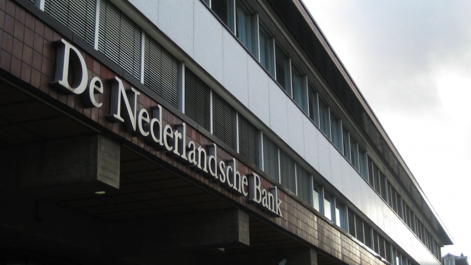 Центробанк Нидерландов призвал к международному регулированию криптовалют